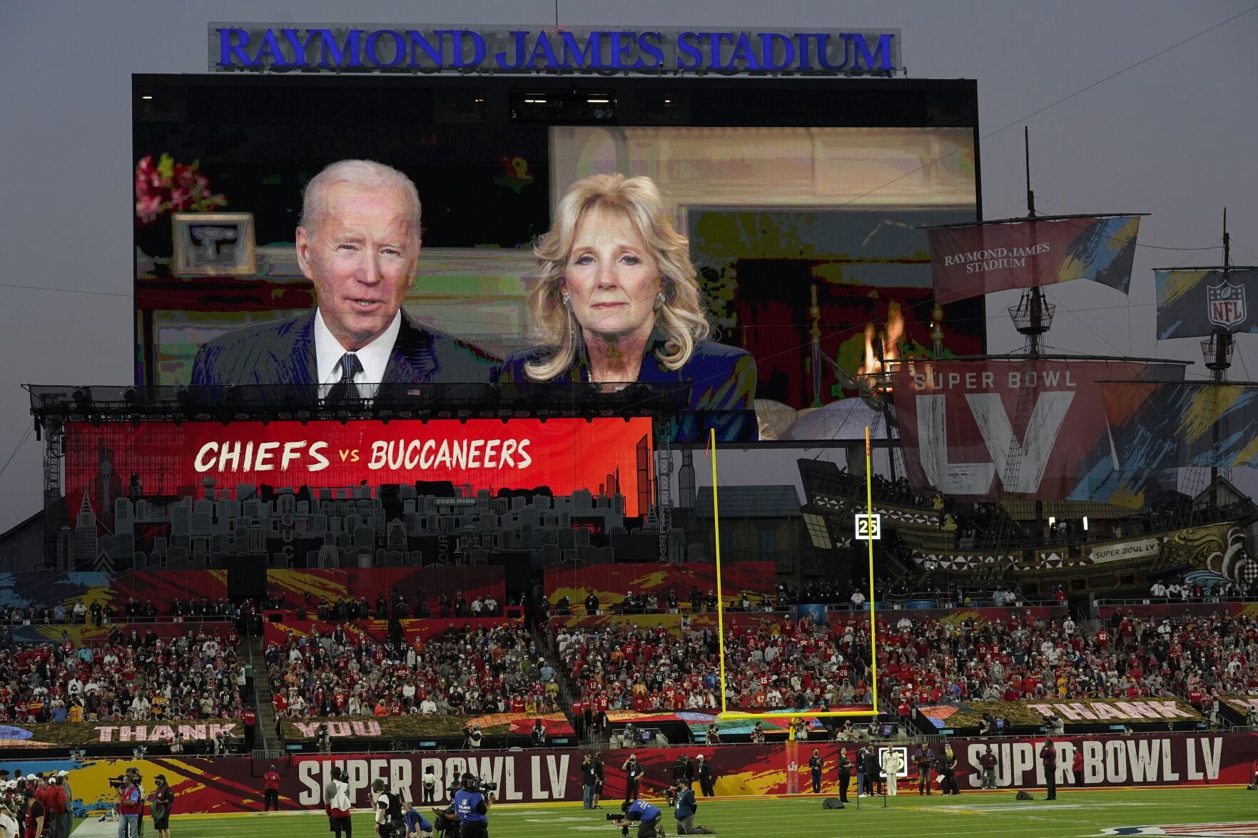 Chiefs Buccaneers Super Bowl Football